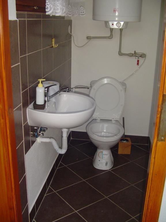 Karavan Štúrovo Exterior foto